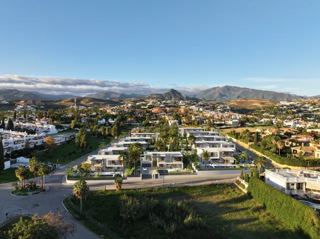 Villa in Estepona, Malaga