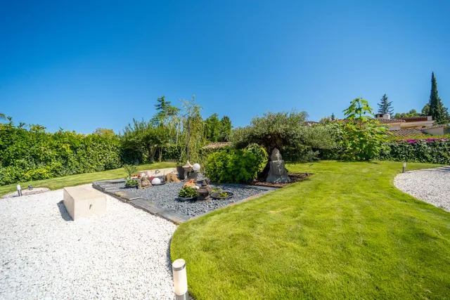 Villa in Benahavis, Malaga
