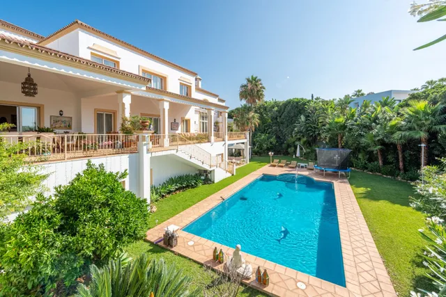 Villa in Benahavis, Malaga