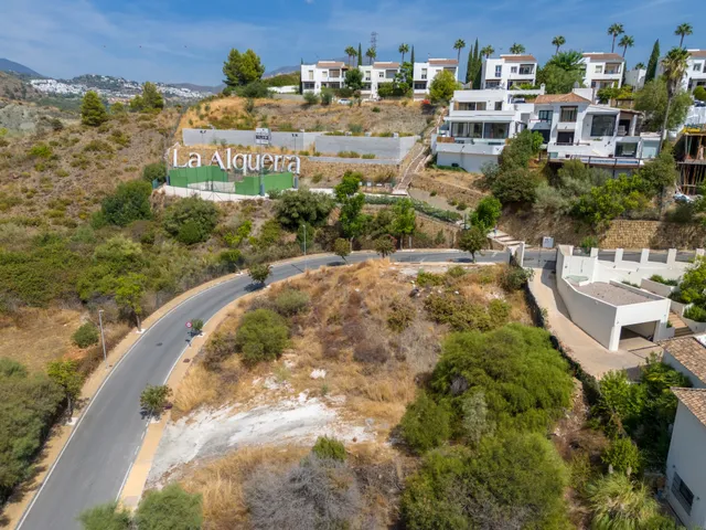 Plot in Estepona, Malaga