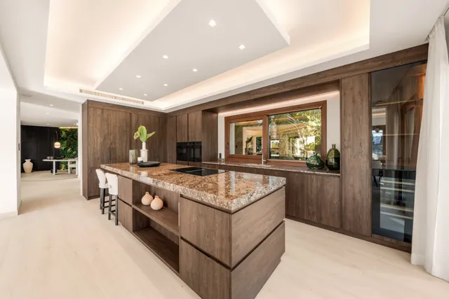 Villa in Benahavis, Malaga