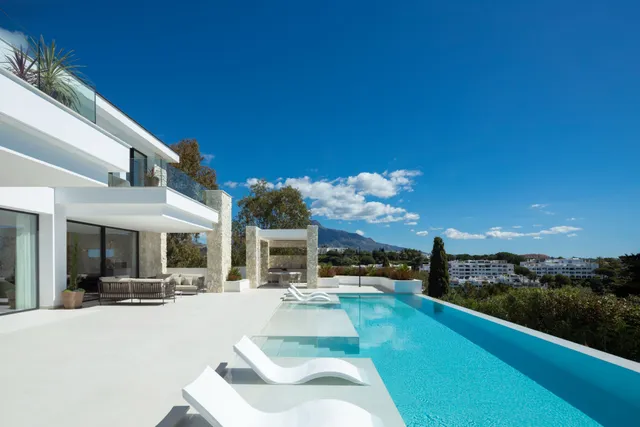Villa in Benahavis, Malaga