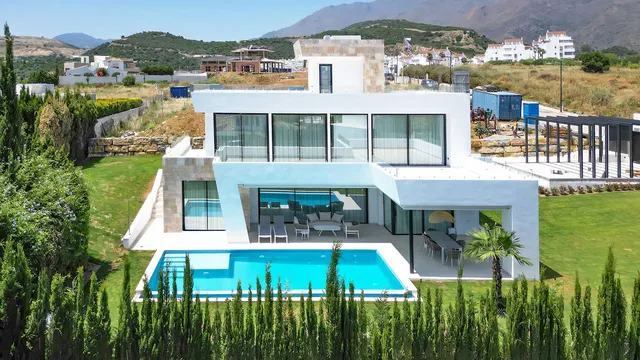 Villa in Estepona, Malaga
