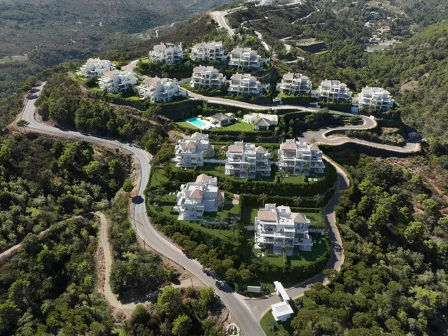 Apartment in Benahavis, Malaga