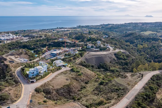 Plot in Estepona, Malaga