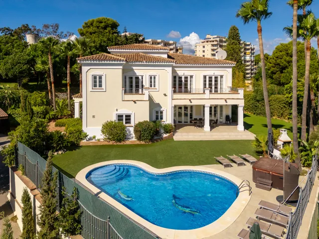 Villa in Estepona, Malaga