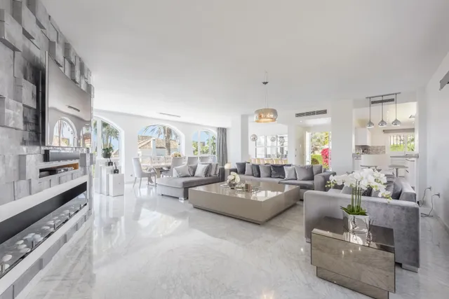 Villa in Marbella, Malaga