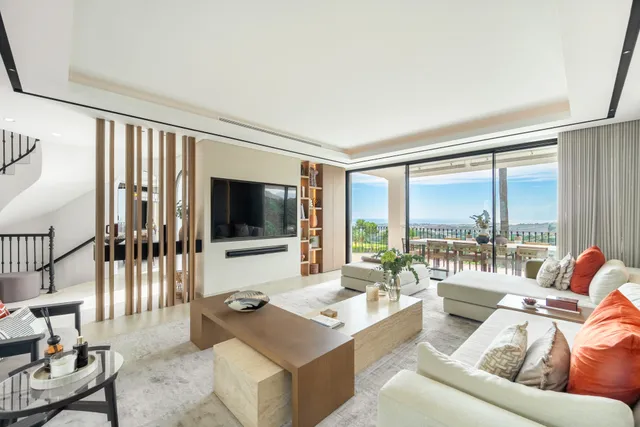 Villa in Benahavis, Malaga