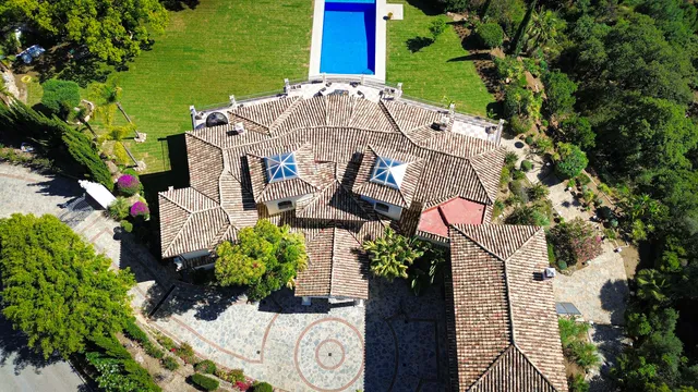 Villa in Benahavis, Malaga