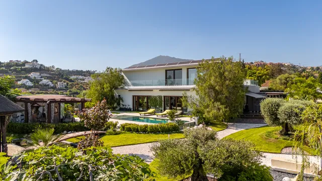 Villa in Benahavis, Malaga