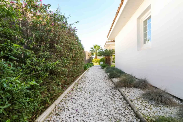Villa in Benahavis, Malaga