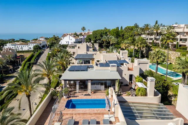 Duplex Penthouse in Estepona, Malaga