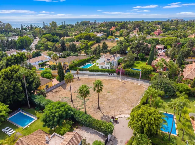 Plot in San Pedro de Alcantara, Malaga