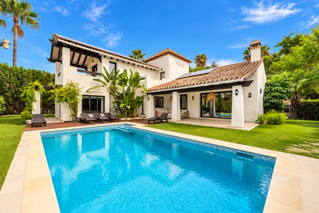 Villa in Estepona, Malaga