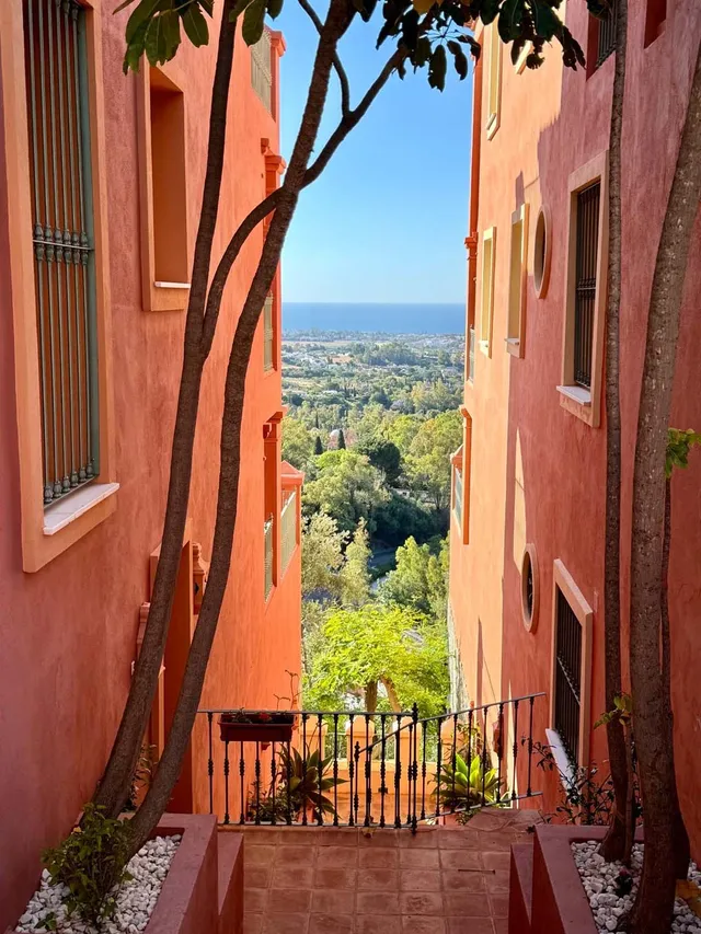 Penthouse in Benahavis, Malaga