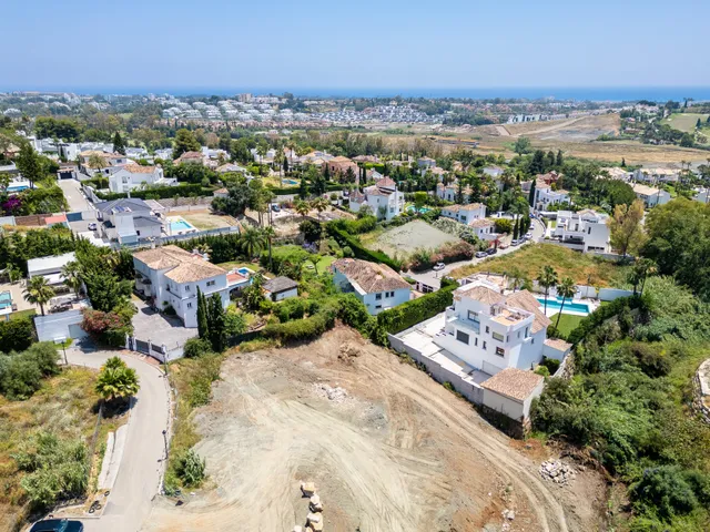 Plot in Estepona, Malaga