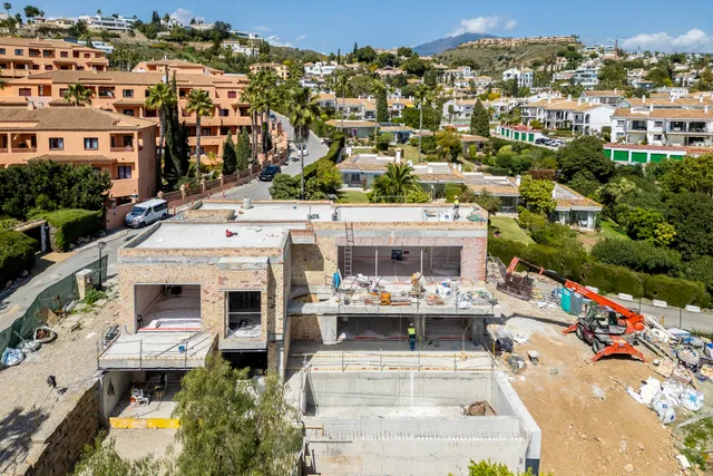 Villa in Benahavis, Malaga