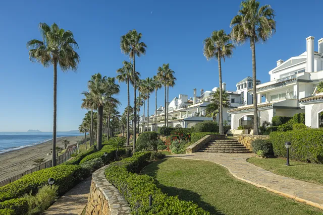 Duplex Penthouse in Estepona, Malaga