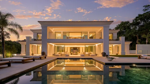 Villa in Benahavis, Malaga