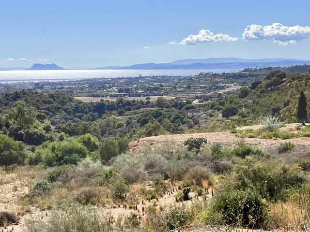 Plot in Estepona, Malaga