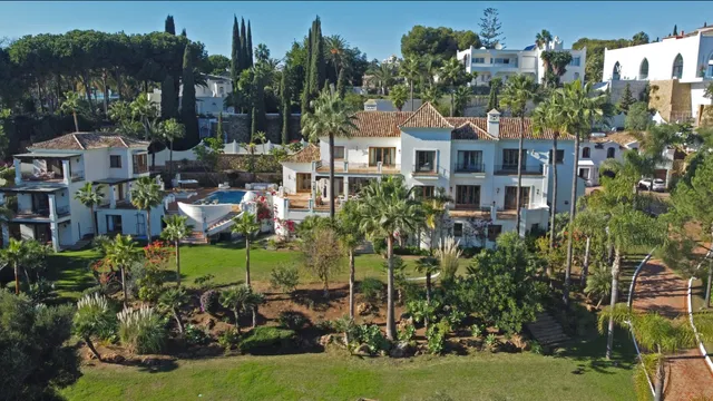Villa in Benahavis, Malaga