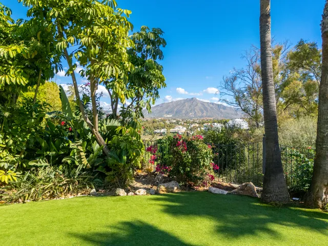 Villa in Estepona, Malaga