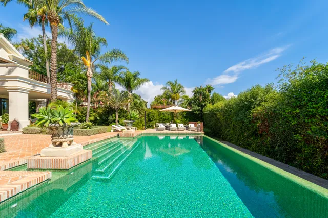 Villa in San Pedro de Alcantara, Malaga