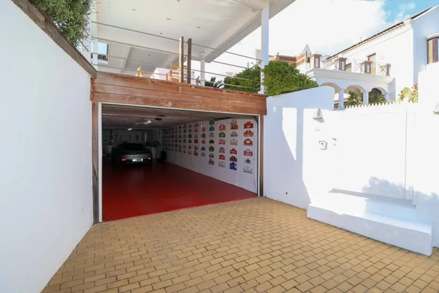 Villa in Benahavis, Malaga