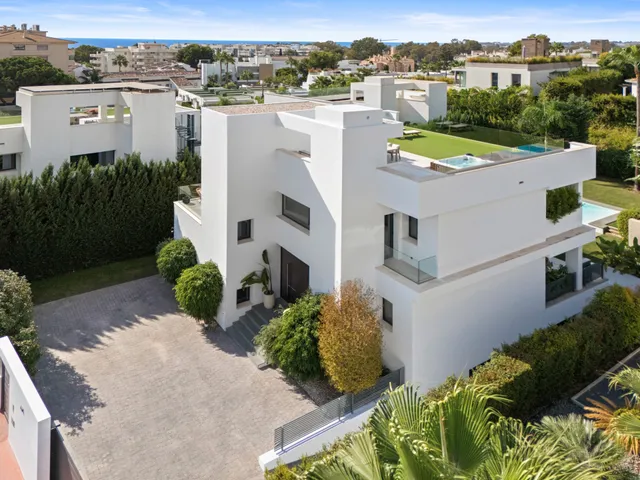 Villa in Marbella, Malaga