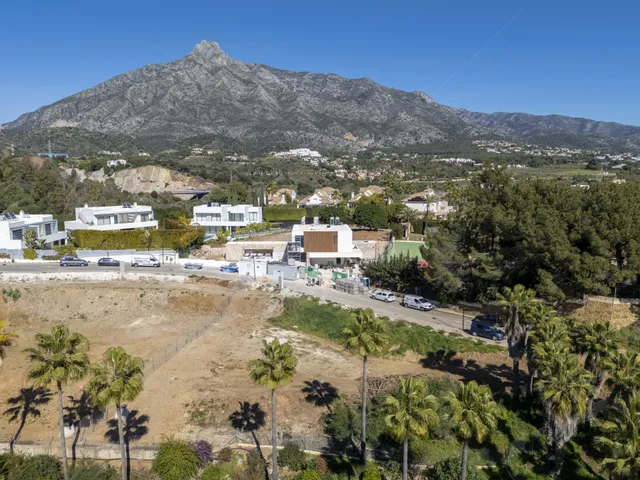 Plot in Marbella, Malaga