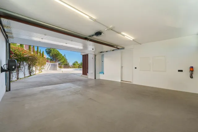Villa in Benahavis, Malaga