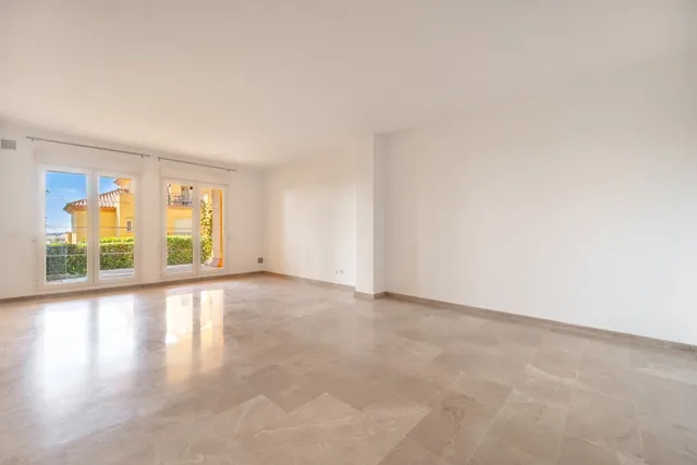 Ground Floor Apartment in Marbella, Malaga