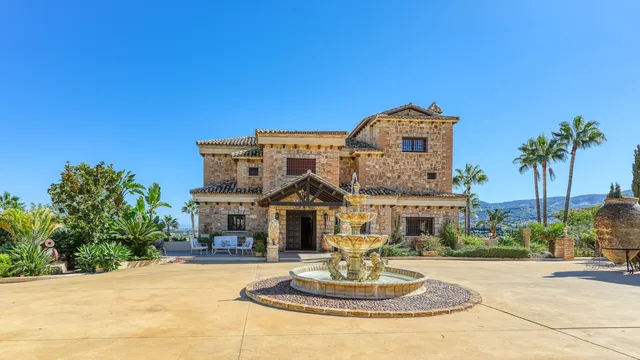 Villa in Alhaurin de la Torre, Malaga
