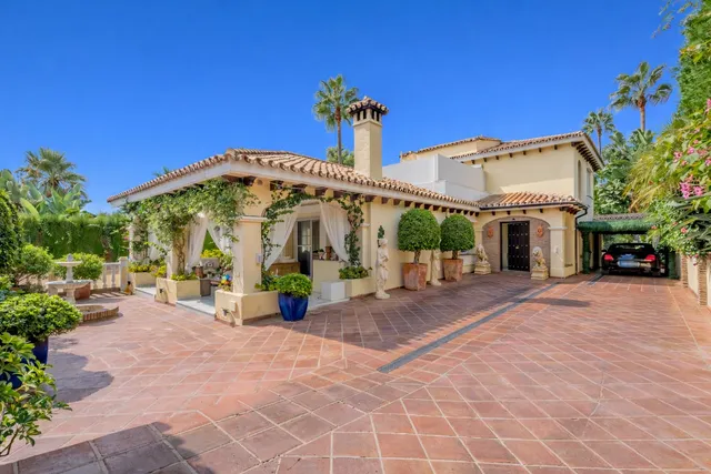 Villa in Marbella, Malaga