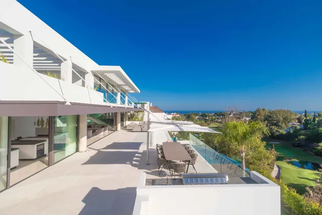 Villa in Benahavis, Malaga