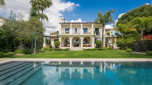 Villa in San Pedro de Alcantara, Malaga