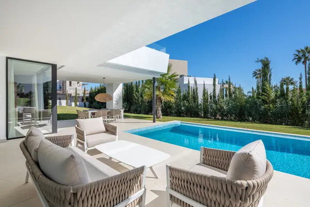 Villa in Estepona, Malaga