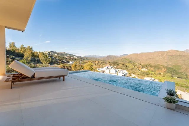 Villa in Mijas Costa, Malaga