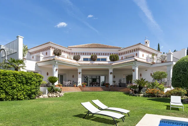 Villa in Benahavis, Malaga