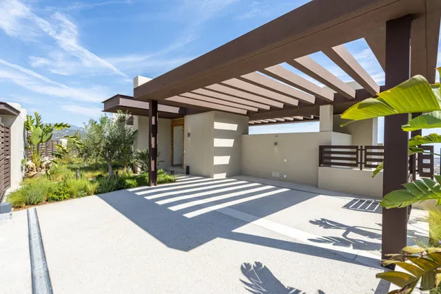 Villa in Benahavis, Malaga