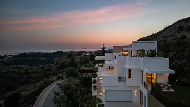 Villa in Benahavis, Malaga