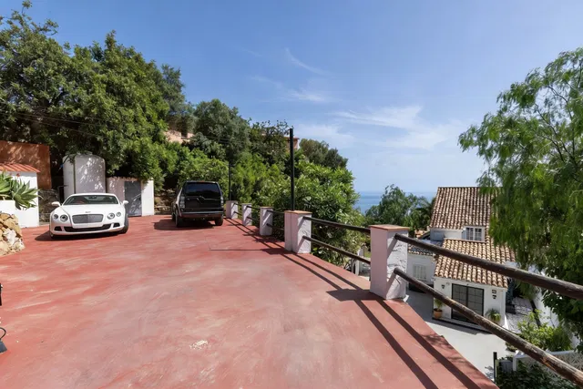 Semi Detached Villa in Ojen, Malaga