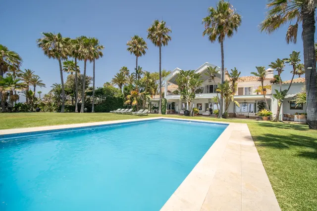Villa in San Pedro de Alcantara, Malaga