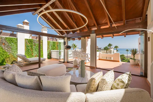 Penthouse in Estepona, Malaga