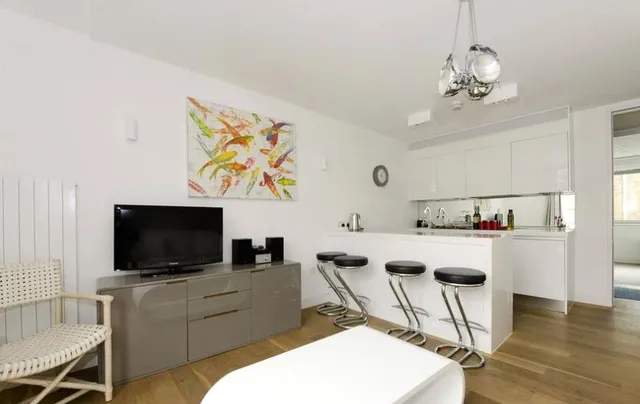 11, Picton Place, Marylebone, London