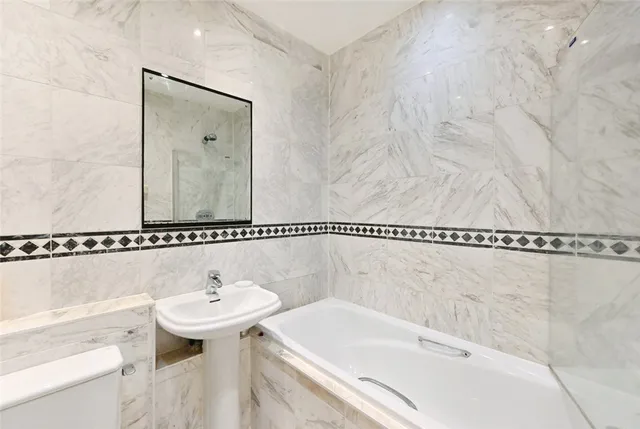 200, Marylebone Road, London