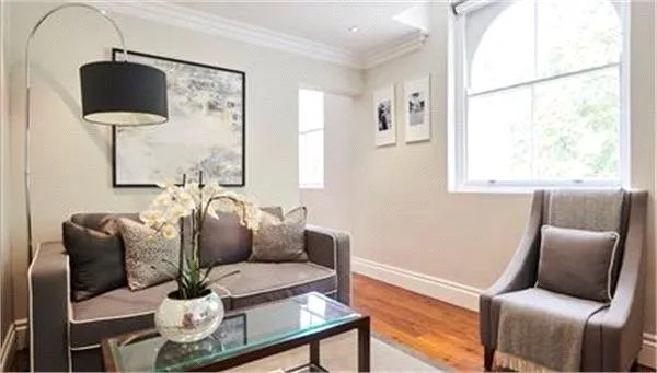86-92, Kensington Gardens Square, Kensington, London