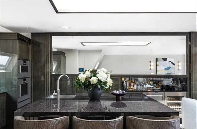 21-22, Prince of Wales Terrace, Kensington, London