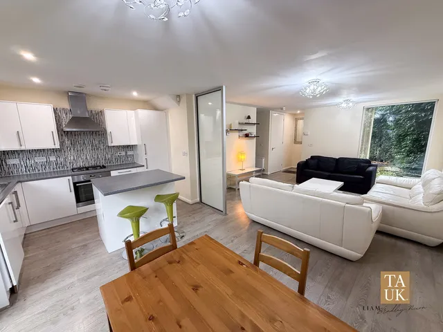 43 Rylance Street, Manchester M11 3NP