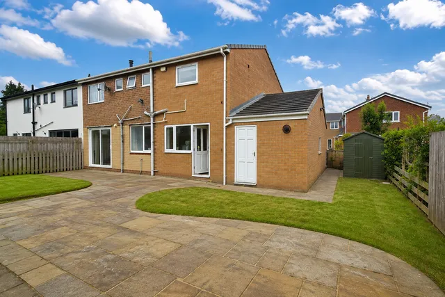 4 Conifer Close, Durham DH1 1DW